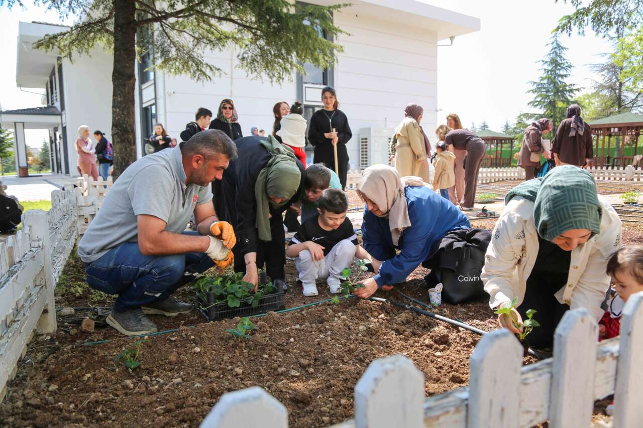 Konya’da down sendromlu çocuklar geleceğe yatırım yaptı 11